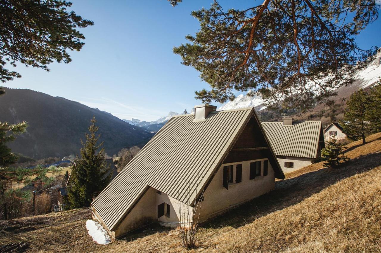 Eterpa Les Chalets De Pre Clos En Vercors Saint-Andéol Eksteriør bilde