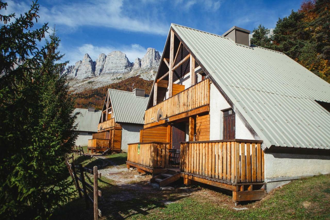 Eterpa Les Chalets De Pre Clos En Vercors Saint-Andéol Eksteriør bilde