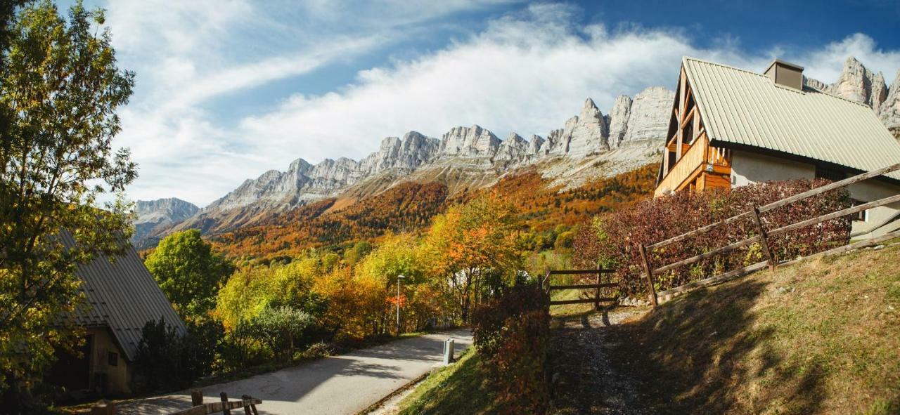 Eterpa Les Chalets De Pre Clos En Vercors Saint-Andéol Eksteriør bilde